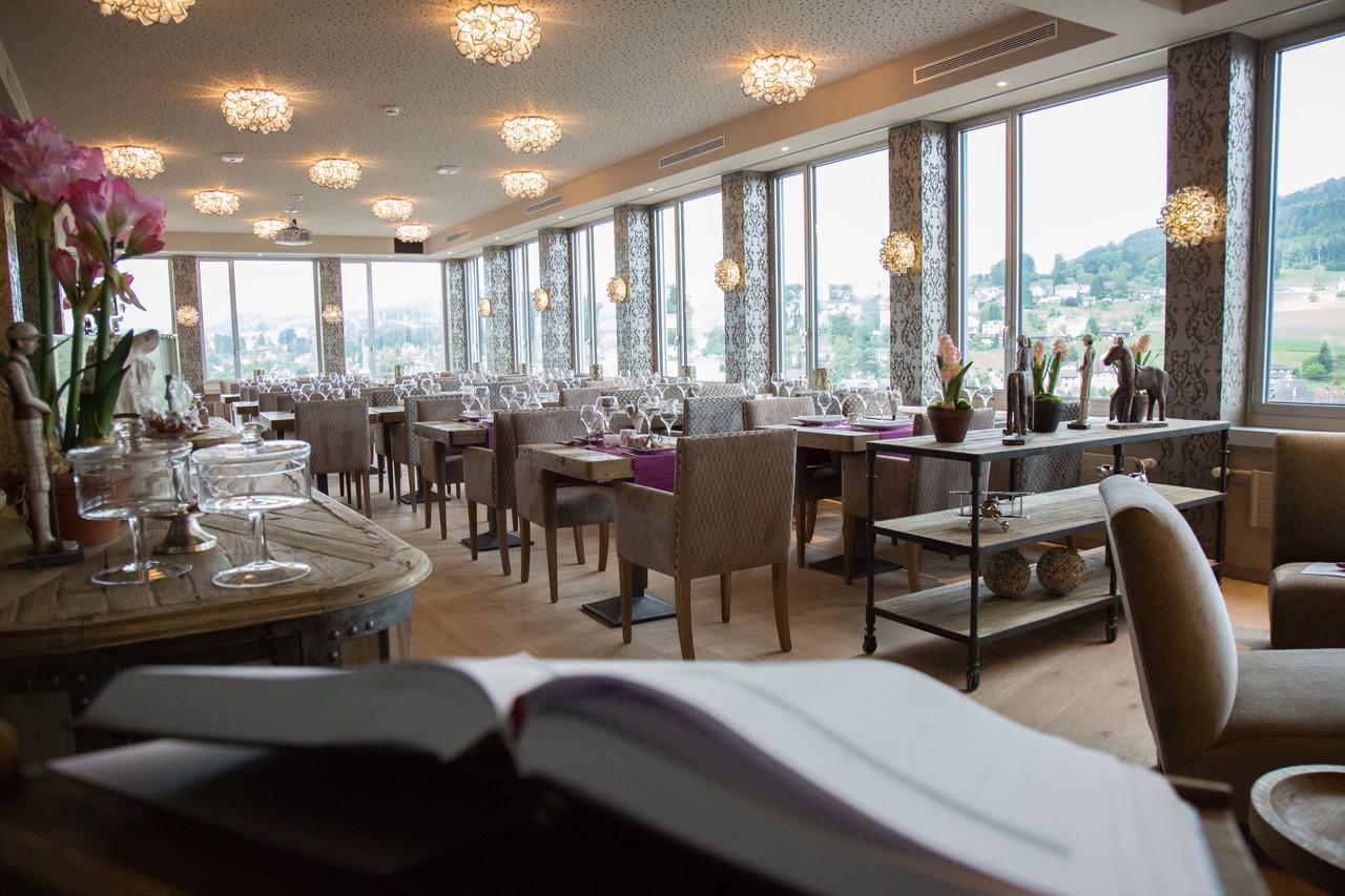 Glashaus Hotel Menziken ภายนอก รูปภาพ